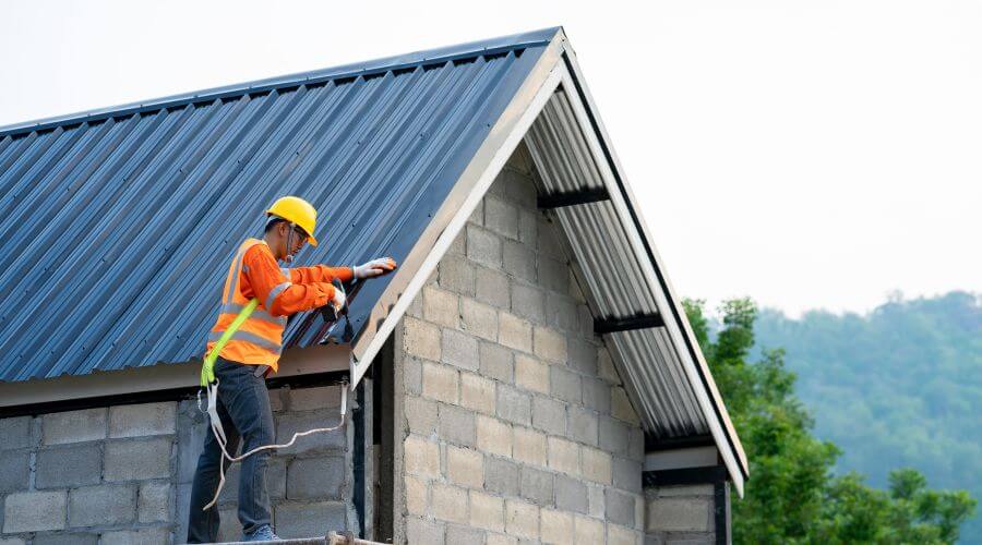 Expert Emergency Roof Repairs services in Columbus, KS